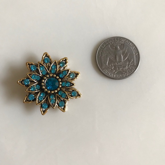 Blue Multi Stone Flower Brooch Pin - Picture 10 of 10